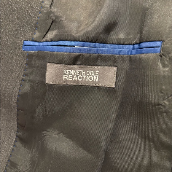 Kenneth Cole Men's Classic Black Blazer - Picture 2 of 5